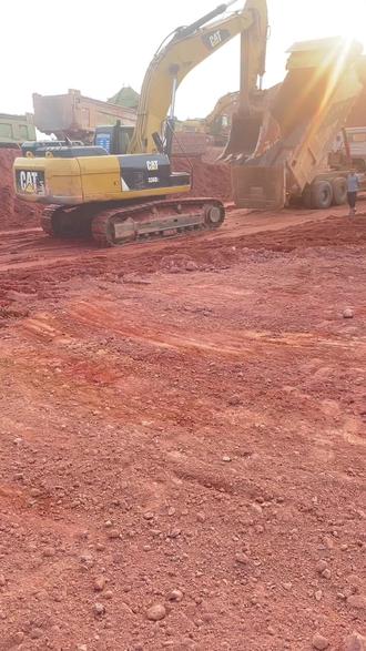 卡特彼勒挖機 土石方工程效率之王